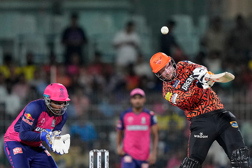 | Photo: AP/Mahesh Kumar A. : Heinrich Klaasen bats against RR